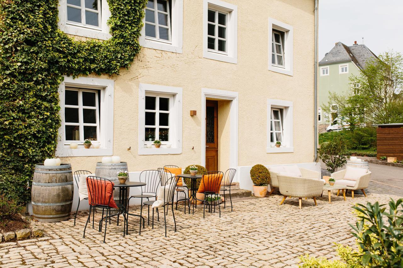 Wein- & Tafelhaus Hotel ทริทเท็นไฮม์ ภายนอก รูปภาพ